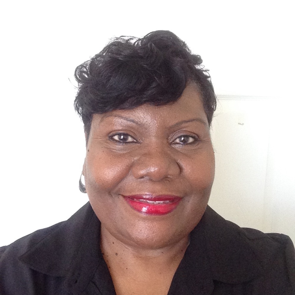 Meet your Posher, Carolyn